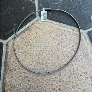 Sleek Slate Gray Titanium Neckwire 16”